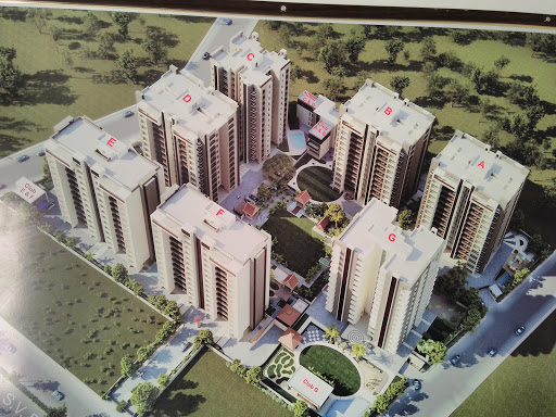 The Garden City And Palladium Hights, Sadhu Vasvani Road, Vishwakarma Society, Hari Nagar, Rajkot, Gujarat 360005, India, Apartment_Building, state GJ