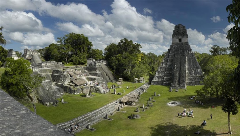 Les plus grandes pyramides dans le monde (PHOTOS) Guatemala+-+Pyramide+de+Tikal+%282%29