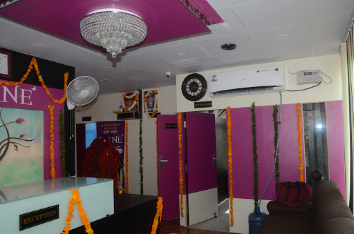 Orane Beauty Academy, Institute of Beauty & Wellness Sikar, Near Jatiya Bazar Station Road, Opposite RamJi Lal Kulfi, Rock Star Upside, Sikar, Rajasthan 332001, India, Day_Spa, state RJ
