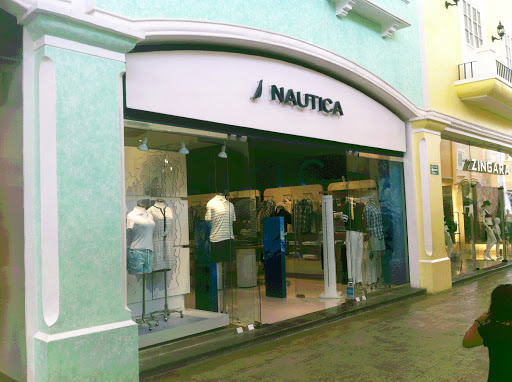 NAUTICA, La Isla Shopping Village, Boulevard Kukulkan, La Isla, Zona Hotelera, 77500 Cancún, Q.R., México, Tienda de ropa | SON