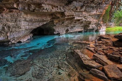 Amazing Caves