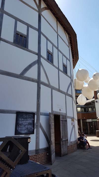 Photos of Globe Cinema