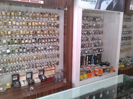 New Anmol Time & Opticals, N-7, Sudarshan Munjal Marg, Rampuri, Kalkaji, New Delhi, Delhi 110019, India, Watch_Repair_Shop, state DL