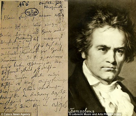 Nhà soạn nhạc người Đức Ludvig Van Beethoven.