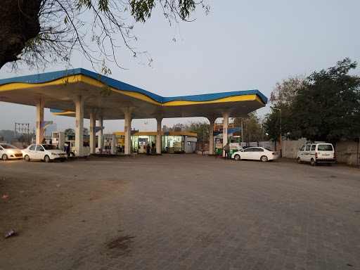 BPCL Petrol/CNG Pump, Nr. Khodiyar Fly Over, NH 8C, Khoraj, Gujarat 382421, India, Petrol_Pump, state GJ