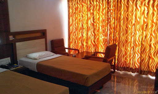 Hotel Supreme