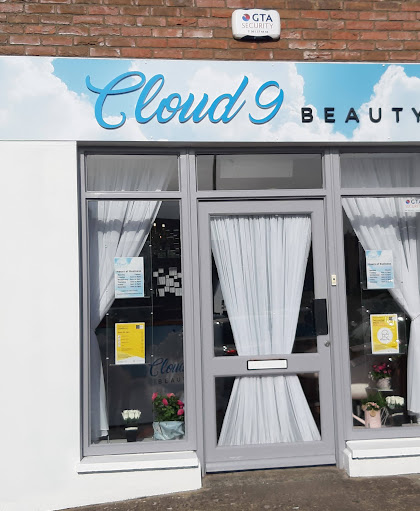 Cloud 9 Beauty logo
