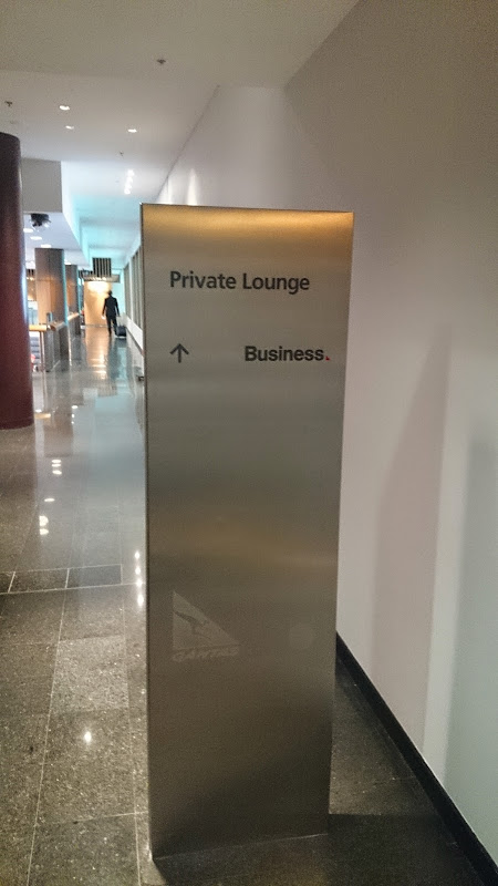 DSC 1931 - REVIEW - Qantas: Business Class - Sydney to Melbourne (B767)