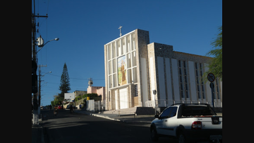 Igreja Matriz De Santo Antônio, R. Vital Brasil, 378, Campo Formoso - BA, 44790-000, Brasil, Local_de_Culto, estado Bahia