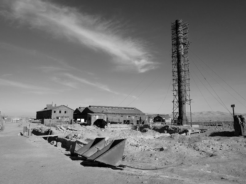 Abandoned mine and its smokestack - Humberstone, Chile