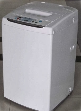  Golden GLP11L 1.4 cu. ft. Top Load Washer With 11 lbs Capacity 8 Water Levels 6 Programs Child Lock