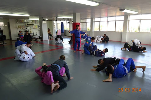 Exit México (Jiu Jitsu Brasileño León), Av. Universidad 101, Lindavista, 37160 León, Gto., México, Escuela deportiva | GTO