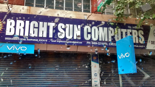 Bright Sun Computers, Peringhat bldg, Sreekandath Rd, Ravipuram, Pallimukku, Kochi, Kerala 682016, India, Computer_Wholesaler, state KL