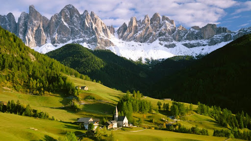 St. Magdalena Village, Val di Funes, South Tirol, Italy.jpg