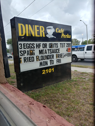 Diner «Cafe Perks», reviews and photos, 2101 S French Ave, Sanford, FL 32771, USA