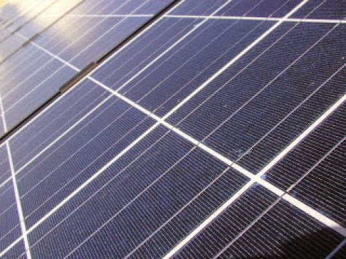 Kuwait Invites Bids For First Solar Energy Project