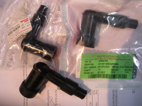 hero honda splendor spark plug cap price