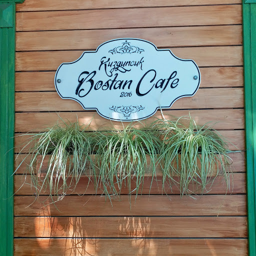 Kuzguncuk Bostan Cafe logo