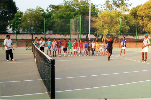 VASANTH tennis academy in trichy, Cauvery Railway Officers Club, Chennai Dindigul Rd, Ponnagar Extension, Karumandapam, Tiruchirappalli, Tamil Nadu 620001, India, Tennis_Club, state TN