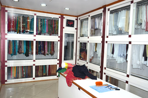 BandBox Drycleaners M/S Navkaar Enterprises, PNB St, B Block, Ellenabad, Sirsa, Haryana 125055, India, Dry_Cleaner, state HR