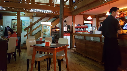 Cafe Moro
