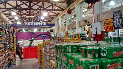 Supermercado Villarreal, Av. Dr. Teodoro Quartim Barbosa, 700 - Vila Canevari, Cruzeiro - SP, 12710-080, Brasil, Supermercado, estado São Paulo