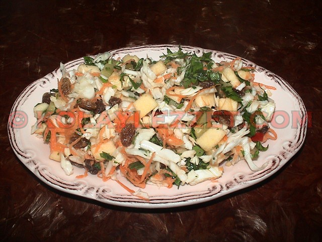 BEYAZ-LAHANA-SALATASI BEYAZ-LAHANA-SALATASI