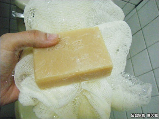 【網友試用分享-黑糖羊奶皂】愛威森Eversun手工皂、手工肥皂、手工香皂