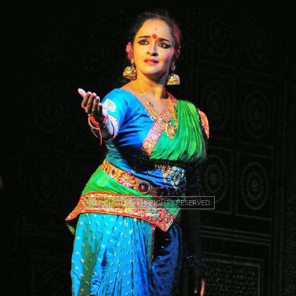 Actress-dancer Shalu Menon's dance play Droupadi wows the crowd in Thiruvananthapuram.