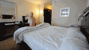 침대위 테크닉.gif