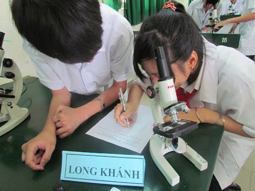 Thí nghiệm thực hành vật lý, hóa học, sinh học cấp Tỉnh bậc THCS năm học 2011-2012 ngày 12 tháng 04 năm 2012  - IMG_1444.jpg