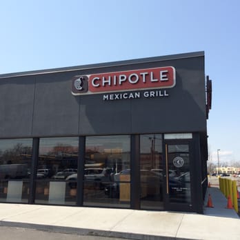 Mexican Restaurant «Chipotle Mexican Grill», reviews and photos, 331 Rockaway Turnpike, Lawrence, NY 11559, USA