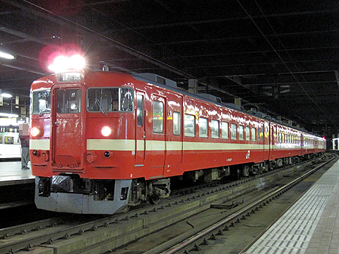 JR北海道　711系電車　札幌駅にて