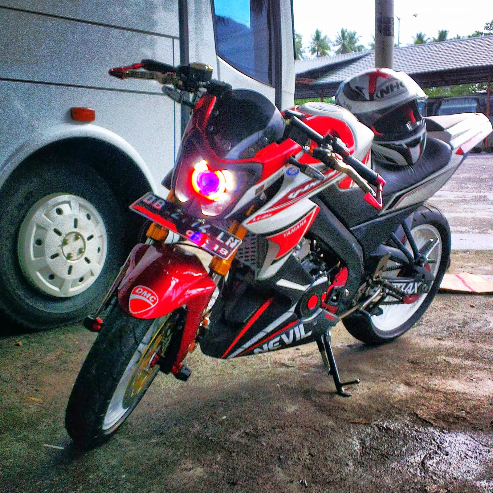 Modifikasi New Vixion Street Fighter Minimalis