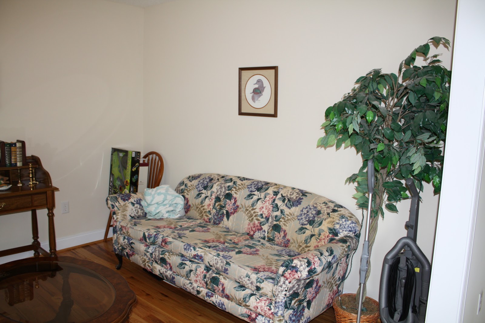A Client’s Bachelor Pad Overhaul: The Living Room - Love It Or List It Bachelor Pad Overhaul
