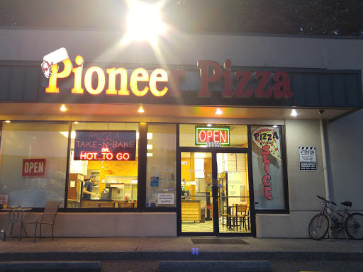 Pizza Restaurant «Pioneer Pizza & Family Pub», reviews and photos, 13559 Redland Rd, Oregon City, OR 97045, USA