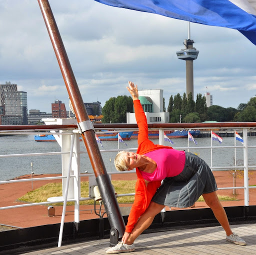 Yoga Pilates, Voedingsadvies en Hardloopstudio Isabelle Plomp logo