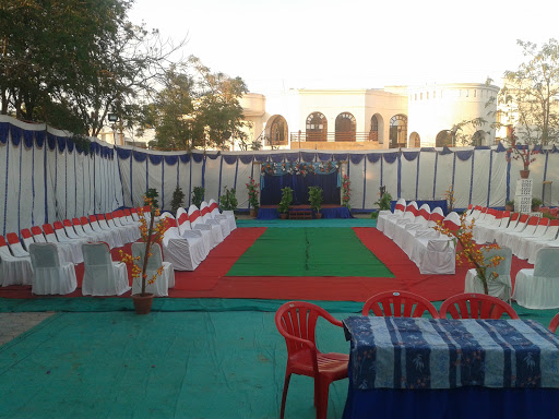 Hotel Grand Barrack, 2, Anand Nagar, Khandwa, Madhya Pradesh 450001, India, Hotel, state MP