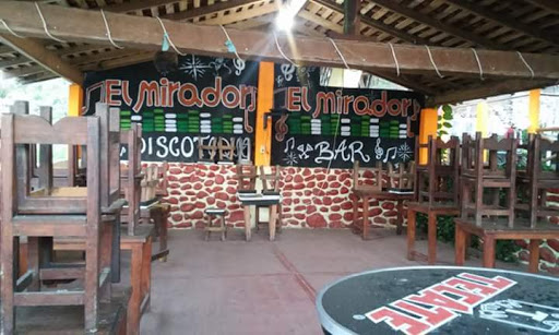 Bar El Mirador, 40900, Ignacio Ramírez 24, El Tanque, Técpan de Galeana, Gro., México, Bar restaurante | GRO