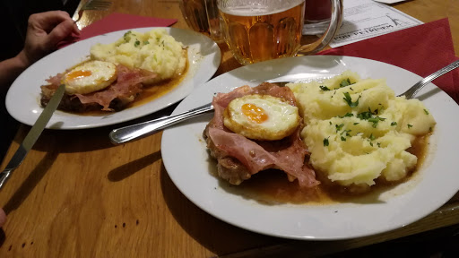 Restaurace Pod Petřínem