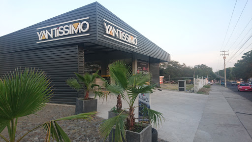 Yantissimo, Av Tecnológico 7, La Frontera, 28978 Villa de Álvarez, Col., México, Taller de reparación de automóviles | COL