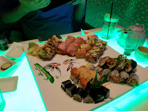 Asian Fusion Restaurant «Fuji Modern Asian Cuisine & Sushi Lounge», reviews and photos, 1314 Main Chapel Way, Gambrills, MD 21054, USA