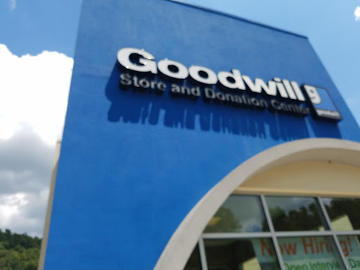 Thrift Store «Goodwill», reviews and photos