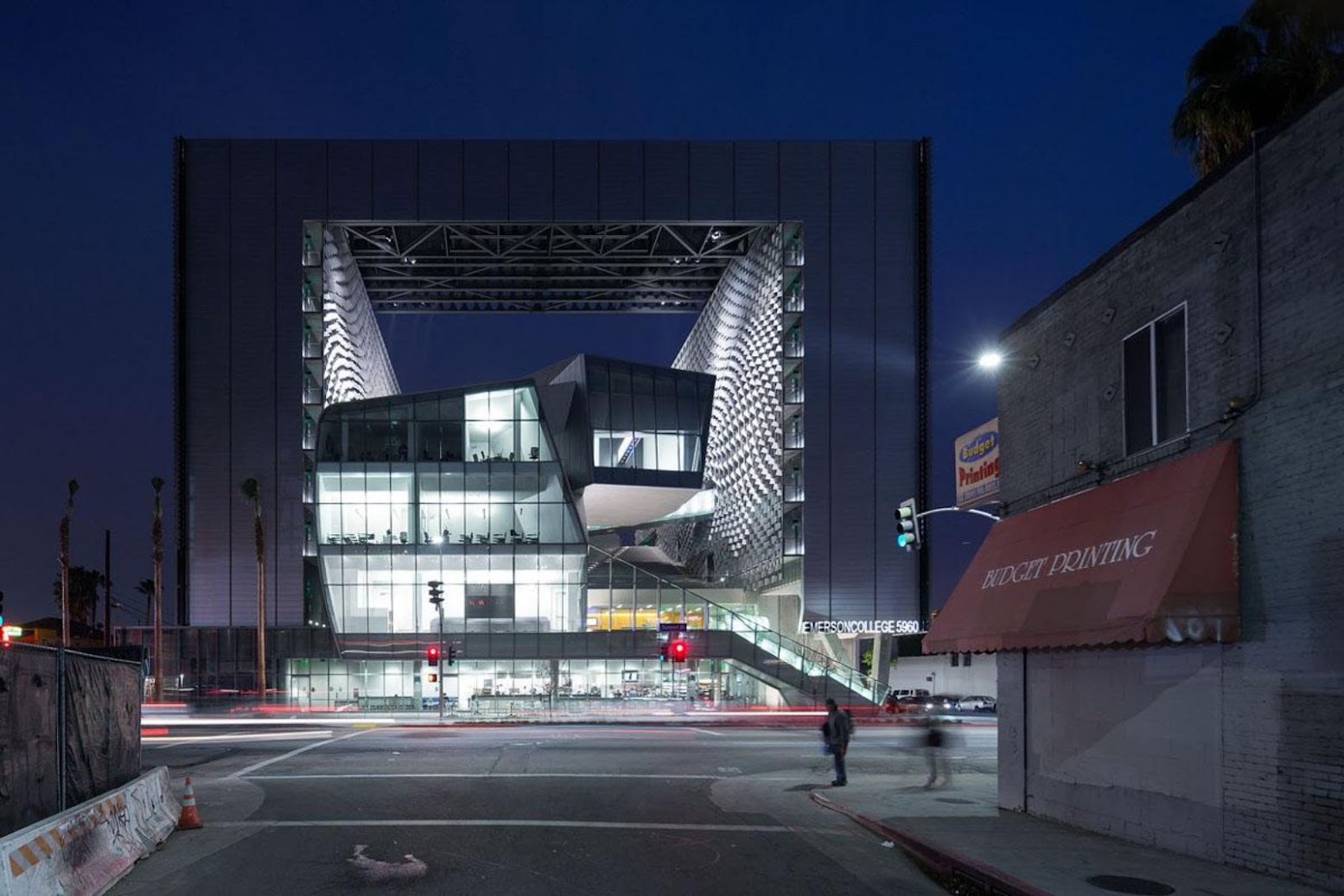 Los Angeles, California, Stati Uniti: [OPEN EMERSON COLLEGE LOS ANGELES BY MORPHOSIS ARCHITECTS]
