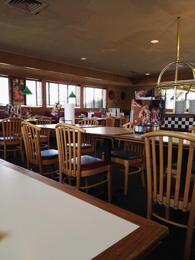 Pizza Restaurant «Pizza Hut», reviews and photos, 520 US-231, Jasper, IN 47546, USA
