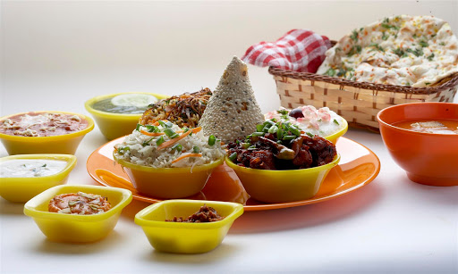 Hot Chips Veg Restaurant, 600083, 20, Arcot Rd, Valasaravakkam, Chennai, Tamil Nadu 600087, India, Vegetarian_Restaurant, state TN