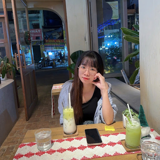 Hoài Thương Nguyễn