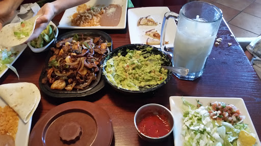 Restaurant «El Tapatio Mexican Restaurant», reviews and photos, 1296 N Wesleyan Blvd, Rocky Mount, NC 27804, USA