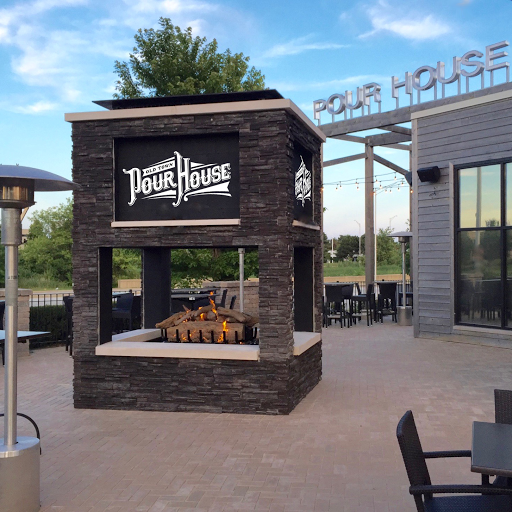 Old Town Pour House (Freedom Commons - Naperville) logo