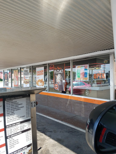 Fast Food Restaurant «A&W», reviews and photos, 1467 Southfield Rd, Lincoln Park, MI 48146, USA